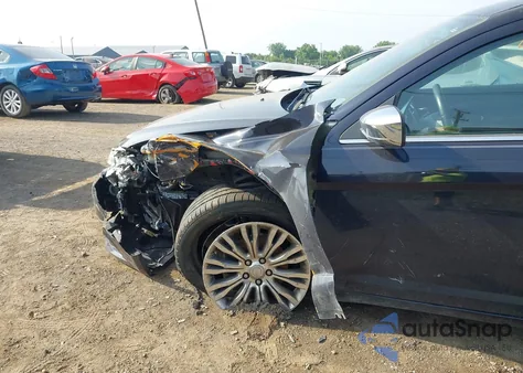 2012 Chrysler 200 Limited z USA, uszkodzony, nr VIN 1C3CCBCG3CN326640